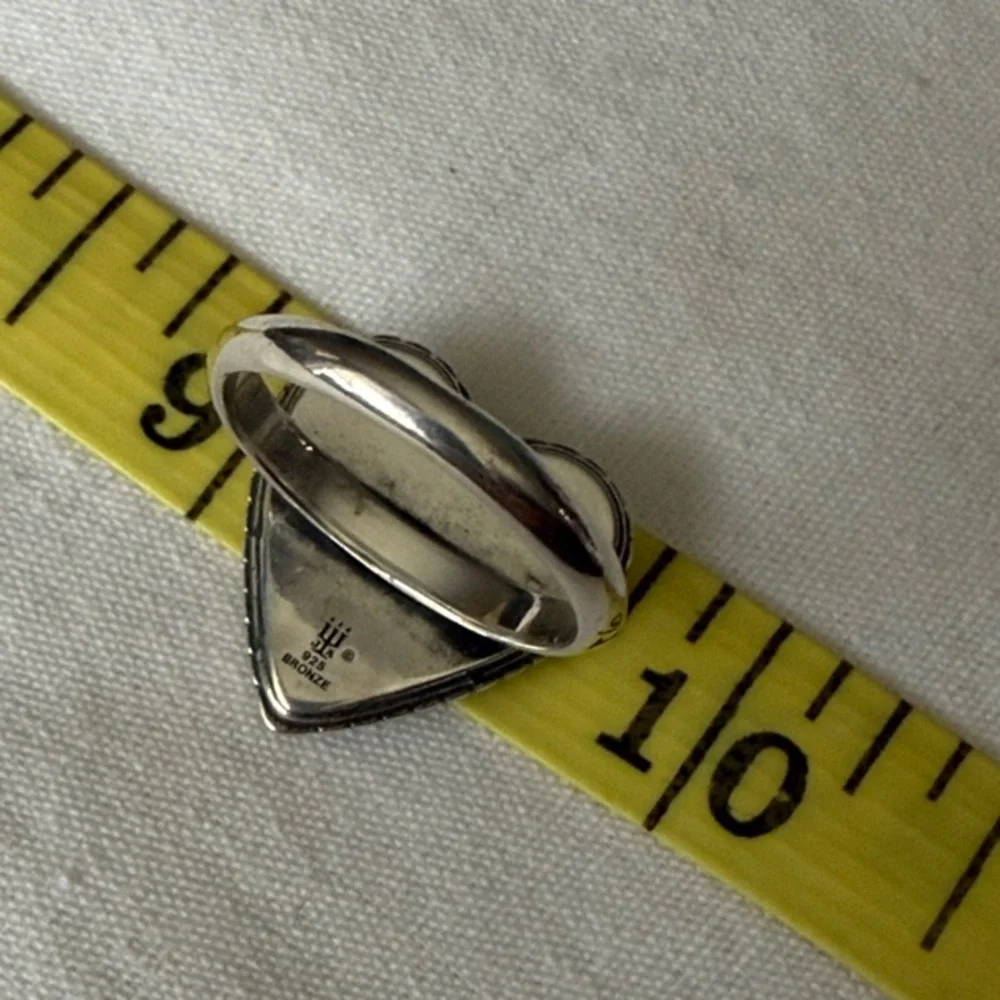 James Avery Retired Sterling Silver and Bronze Heirloom Heart Ring - Picture 5 of 8